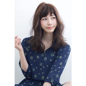 ミルクティーカラーの無造作ウェーブ :o78