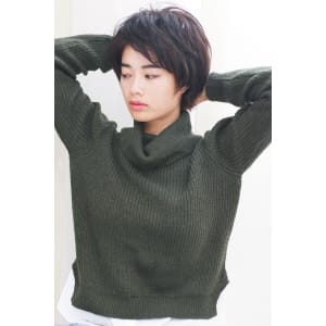 グレージュカラーショートヘアースタイル　AKI-19