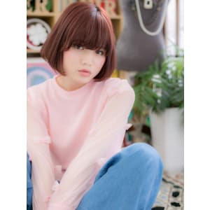 髪色にポイント☆シンプルボブ