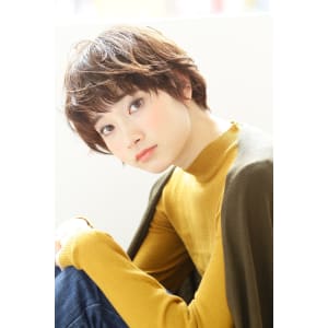 耳掛け×ショートボブ