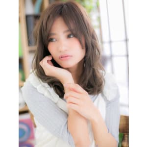 アンニュイ顔の大人ナチュ・リラstyle