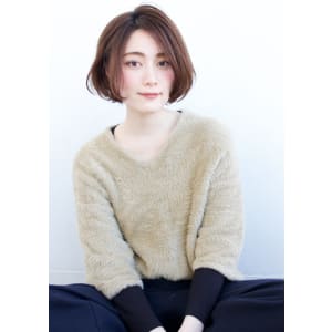 ラベンダーアッシュの大人ツヤボブ　T－１９０