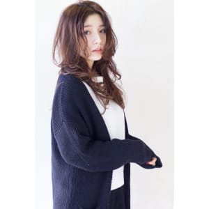 レイヤー×リップバンググレージュカラースタイル　AKI-64