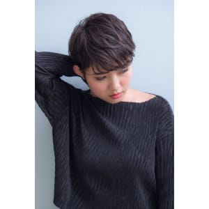 クラシカルタイトショート