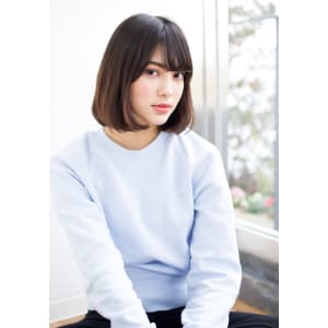 シースルーバングでキレイなツヤボブ　T－１９７