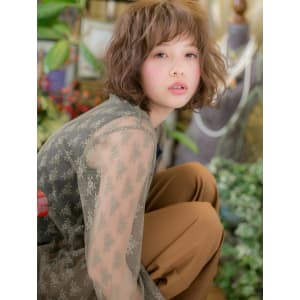 媚びない女子の無造作感ミディアム