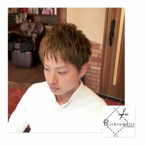 ハイライトカラー - Richromatic hair studio【リクロマティックヘアスタジオ】掲載中