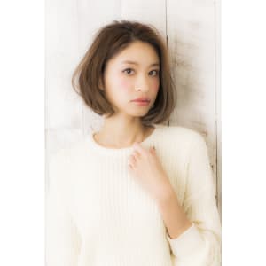 揺れる知的ボブ