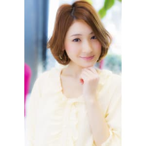 前髪長めでちょっとセクシーボブ