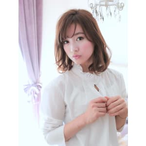 大人上品内巻きボブ