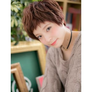 カジュアルモードなベリーショート