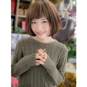 キュートボブで小顔見せ！