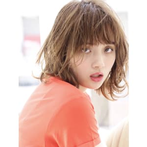 束感バング×ボブ