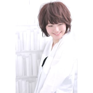 【HAIR DERA'S 】小顔×ふんわり×くせ毛風ショート