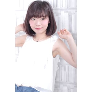 カットだけできまる前下がりボブ×シースルーバング 