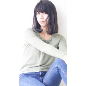 透明感あるグレージュカラースタイル　AKI-124