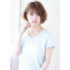 大人可愛いショートボブ