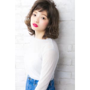 外はねフェザーショートボブ【池袋】