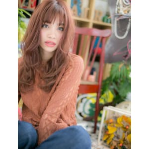 個性派カラーでラブグラマラス