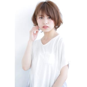 大人可愛いひし形ショートボブ