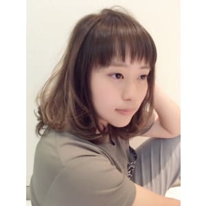 オン眉！ゆるふわミディ