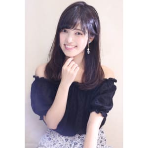 暗髪ツヤアッシュ ワンカールパーマ