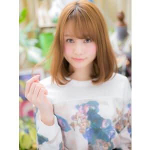 ハイトーンナチュラルボブ