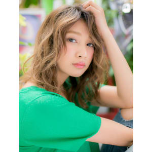 抜け感グラマラス!無造作ウェーブ - COVER HAIR bliss 戸田公園西口店【カバーヘアブリス トダコウエンニシグチテン】掲載中