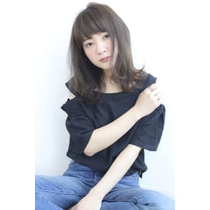 グレーアッシュ　外はね大人ミディ【y－１８７】