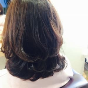 (EMU白岡)ウルツヤワンカールミディアムスタイル。