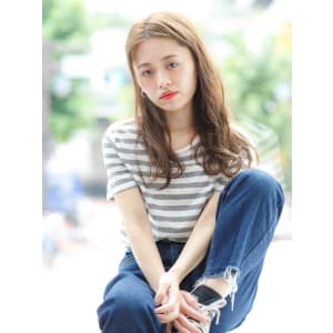 大人可愛いセンターパート