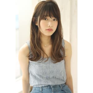 外国人風ハイライトで抜け感ヘア