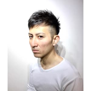無造作ショート刈り上げ