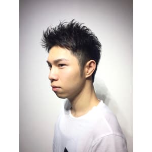 好感度★アップバング メンズショート刈り上げスタイル