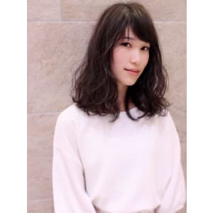 【M.SLASH】フェミニンな上品さ**ハンサムセミディ