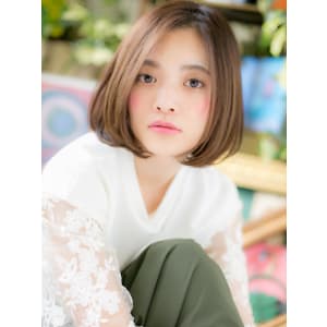 小顔見せバッチリ！大人ボブ