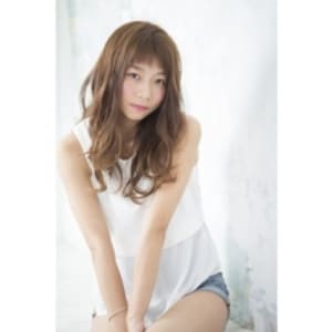 ハイライトベージュ