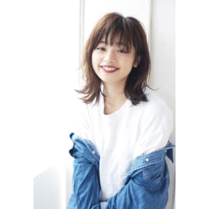 ラベンダーアッシュの外はねミディアム【N-631】