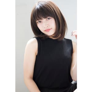 秋に向けてのツヤ感カラー大人ロブ