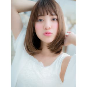 あどけな顔♪大人かわいいシルキーストレート