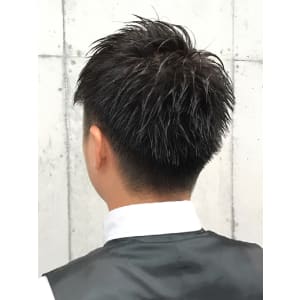 ベリーショートなら刈り上げスタイルでキマリ