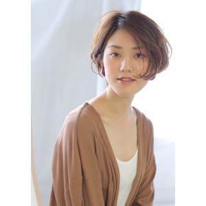 大人ラフな耳かけショート