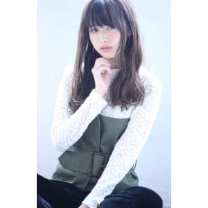 マーメイドアッシュ大人ラフウェーブセミロング