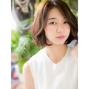 大人の上品さ◎暗髪大人ボブ