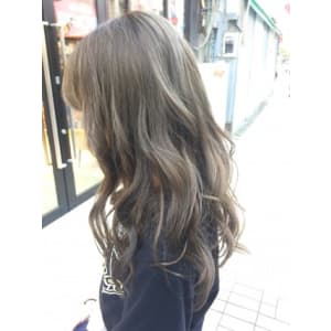 透明感マットアッシュ