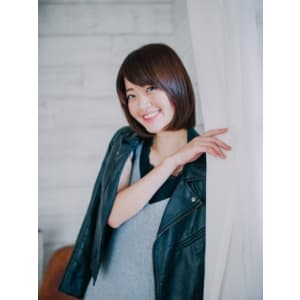 ミディアムストレートボブ