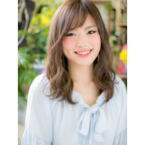 斜めバングでふんわりリラクシー♪