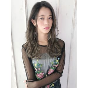 外国人風アッシュカラー