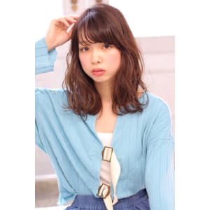 スポンテニアス×大人可愛いウェットミディアム