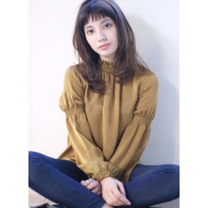 柔らかセミロングラフウェーブ